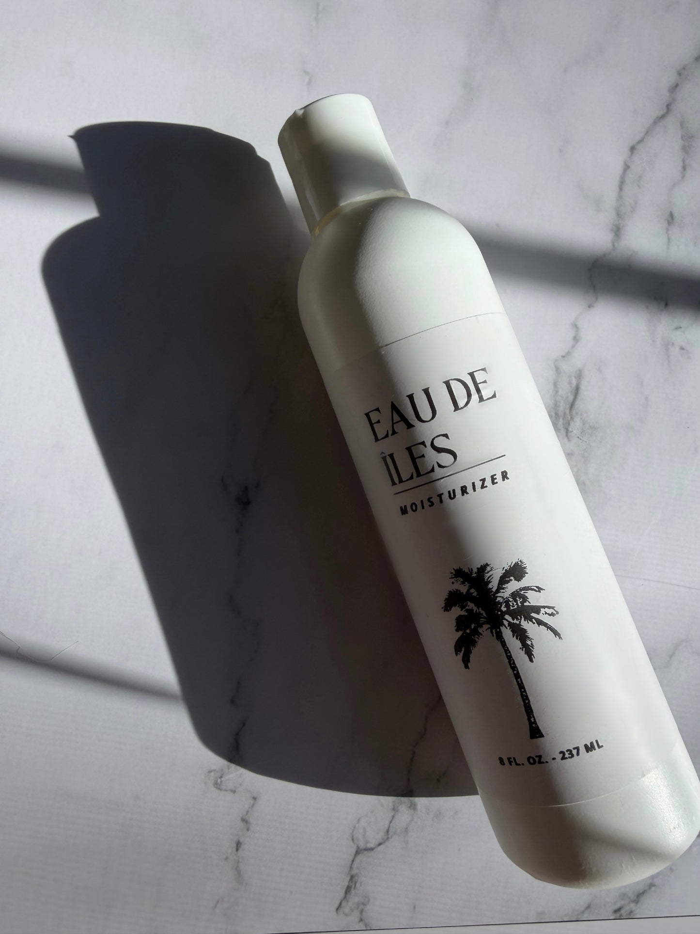 EAU DE ÎLES